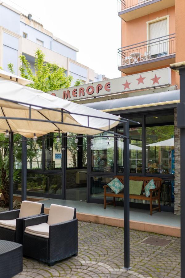 Hotel Villa Merope Римини Экстерьер фото