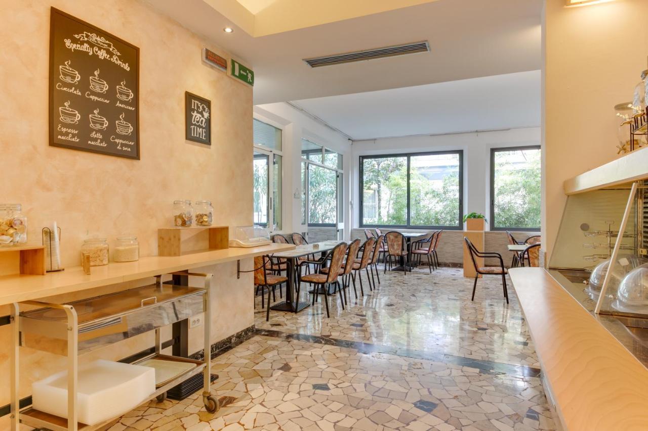Hotel Villa Merope Римини Экстерьер фото